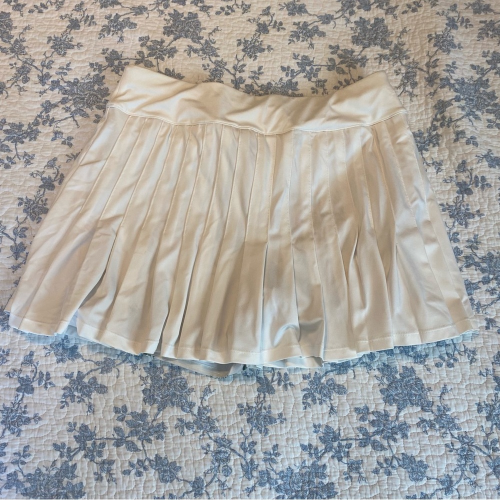 Tuckernuck Sport White Pleated Fresh Buds Tennis Pickle Ball Skirt Size Large